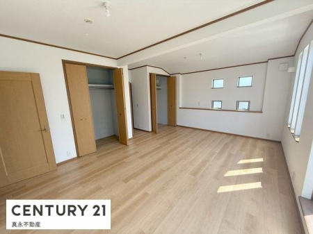 �m�� -