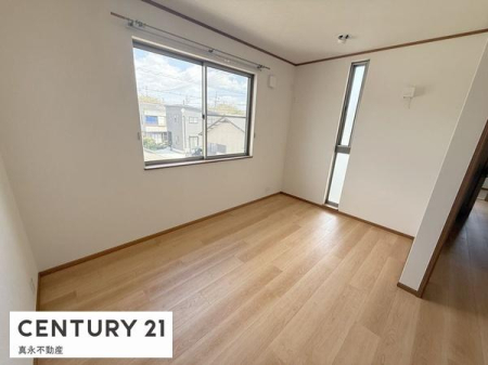 �m�� -
