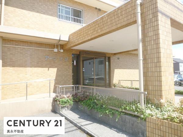 �G���g�����X -