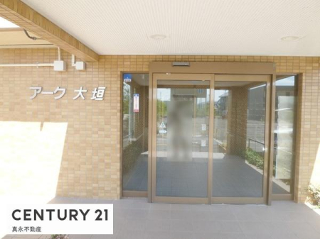 �G���g�����X -