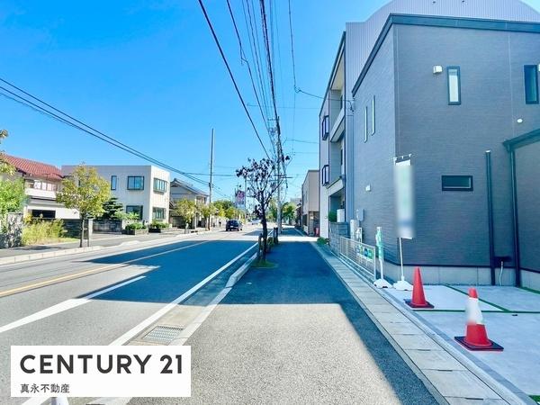 OʓH܂ތnʐ^ ڂ]͂̕ГXւzI