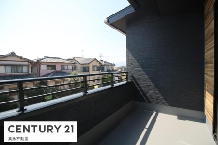 �o���R�j�[ -