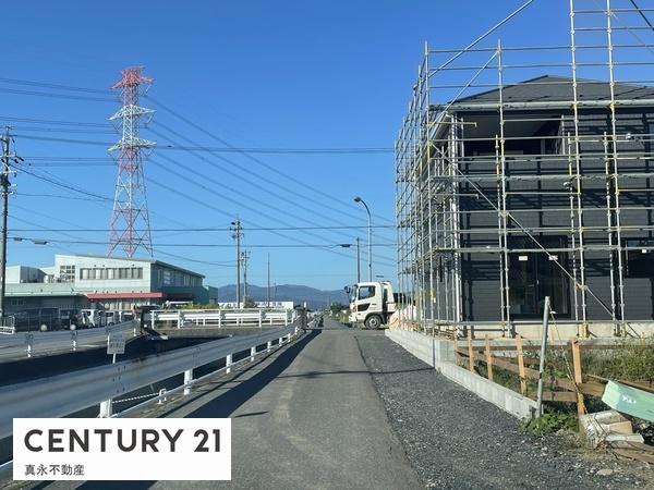 OʓH܂ތnʐ^ ڂ]͂̕ГXւzI