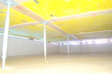  uvƌĂ΂xނɁATrVA񂹕tȂ|̗̏pB]iɔאMAS̋xō\x܂BԂ̎gpłA炸AeiXɂDꂽfނłB