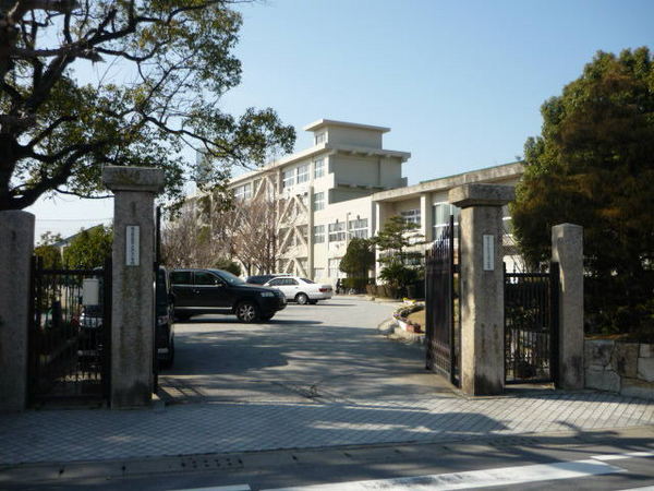 ���ӊ� �y���w�Z�z��_�s���������w�Z�F830�u