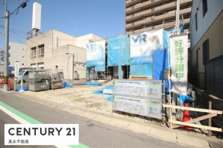 �O�ʓ��H�܂ތ��n�ʐ^ -