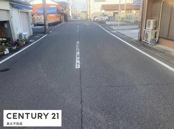 �O�ʓ��H�܂ތ��n�ʐ^ R8.2.10�@�B�e�@�ڂ�������������]�̕��͂��ГX���ւ��z�����������I