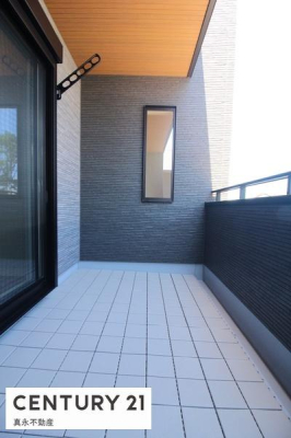 �o���R�j�[ -