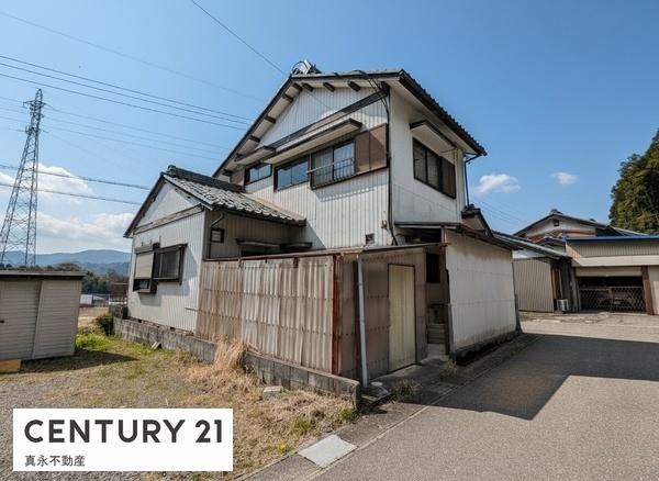 �O�ʓ��H�܂ތ��n�ʐ^ -