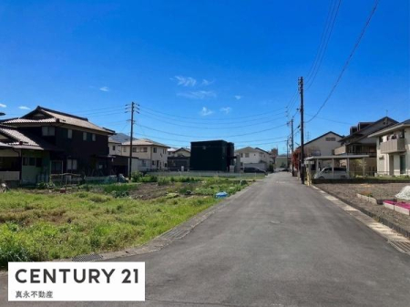 �O�ʓ��H�܂ތ��n�ʐ^ -