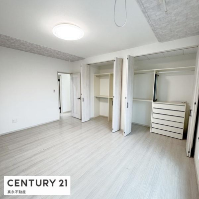 �m�� -