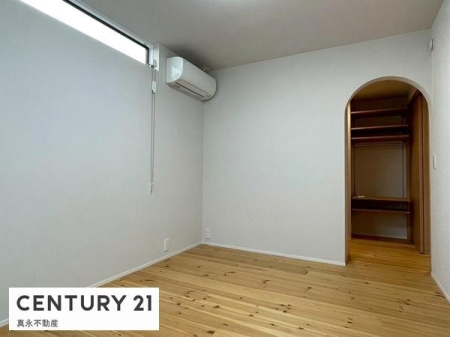 �m�� -