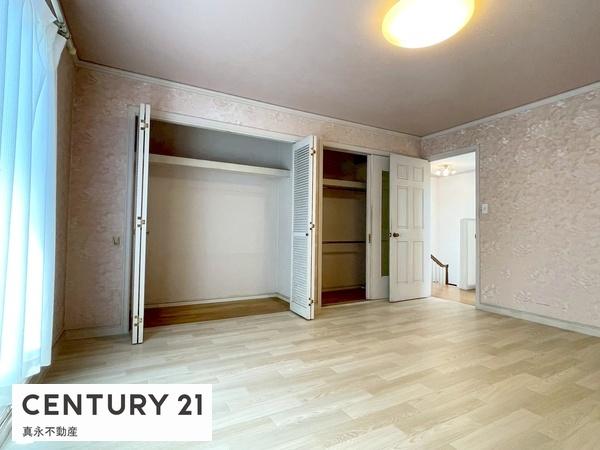 �m�� -