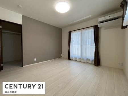 �m�� -