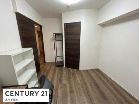 �m�� -