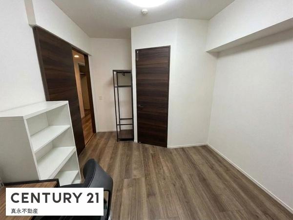 �m�� -
