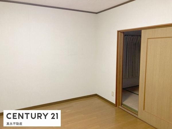 �m�� -