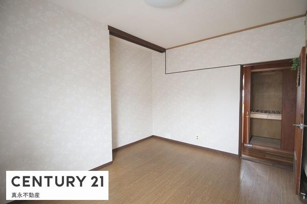 �m�� -