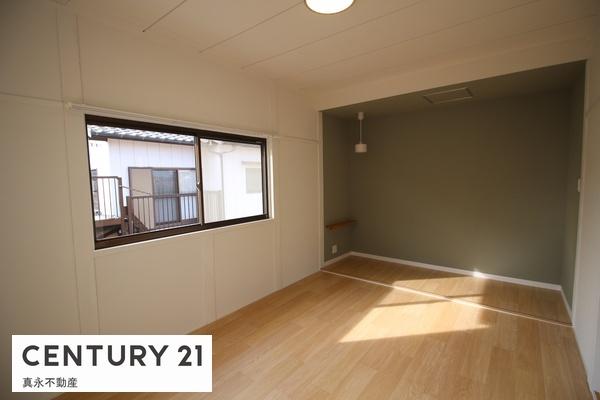 �m�� -
