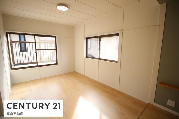 �m�� -